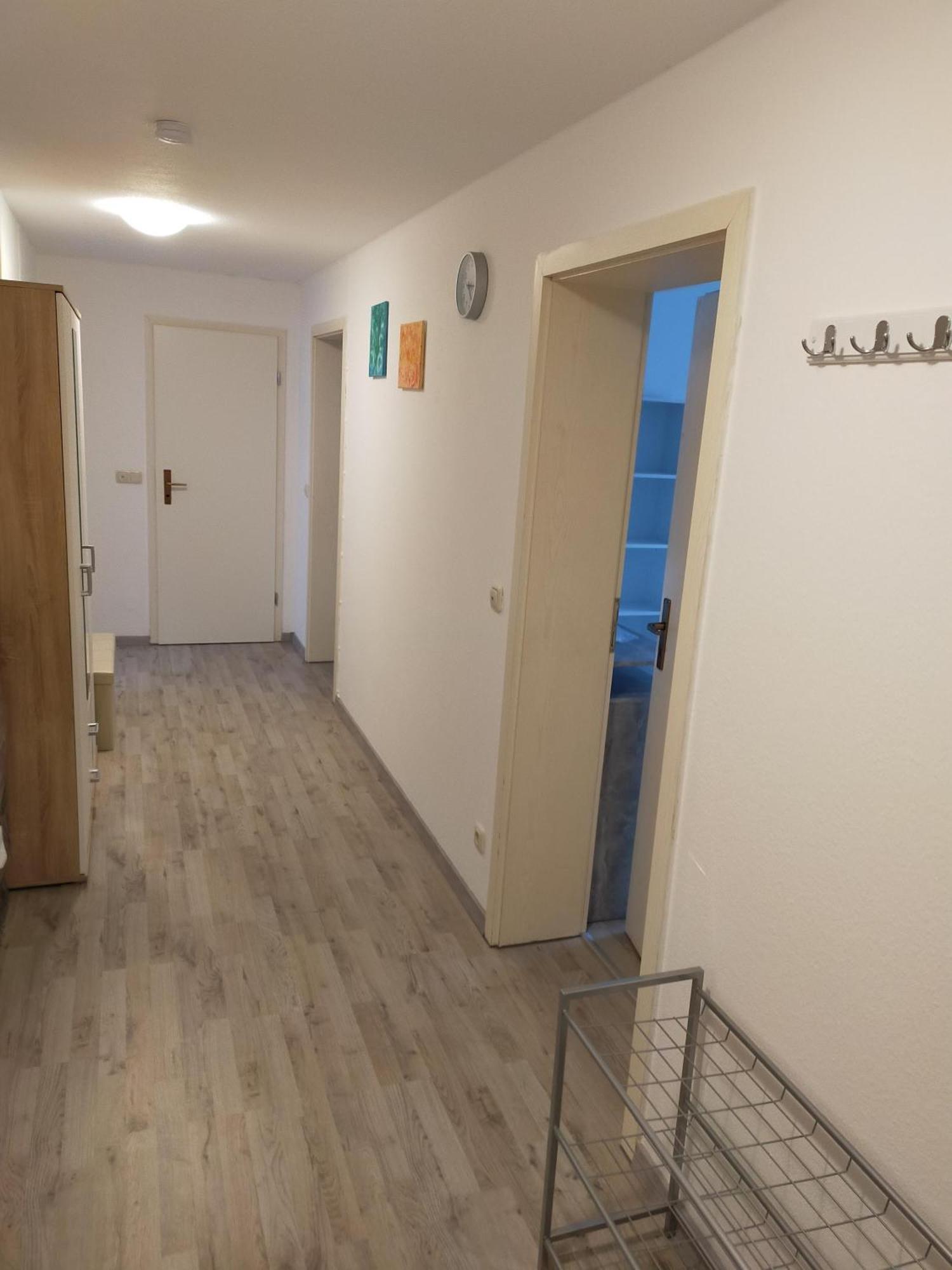 Flex Aparts - Grosse, Moeblierte Wohnung In Zwickau Mit 2 Zimmern Екстериор снимка